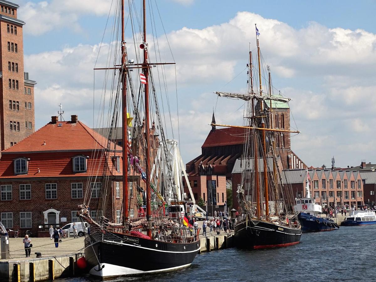 In Der Hansestadt Mit Blick Auf Ostsee Hébergement de vacances